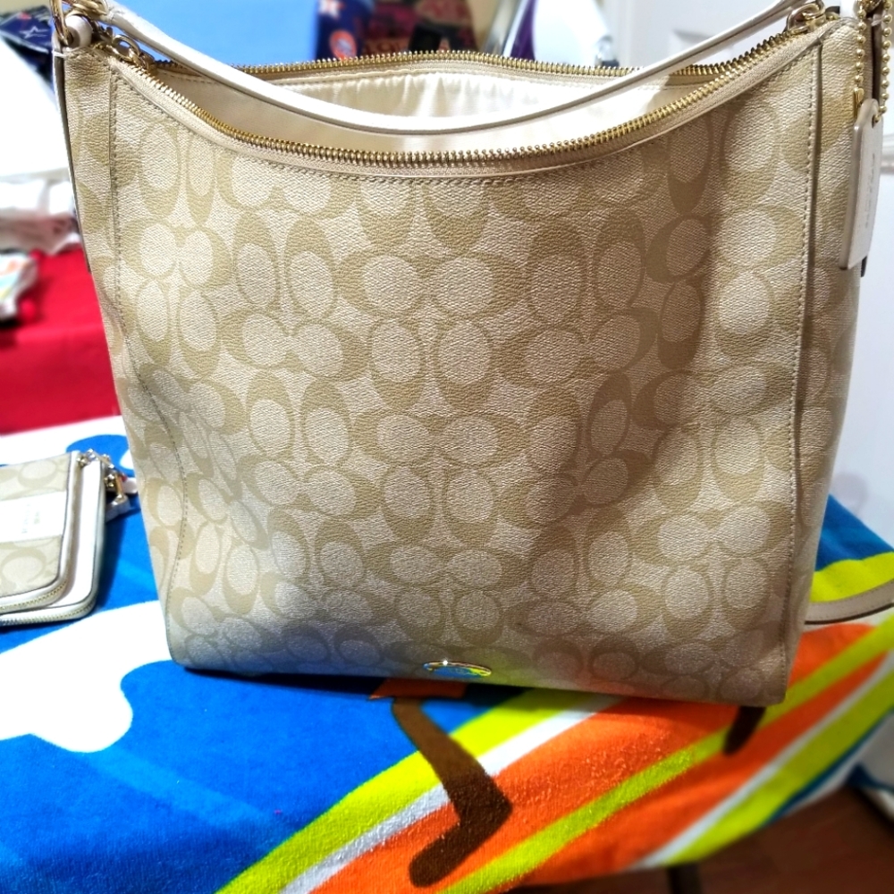 Coach purse